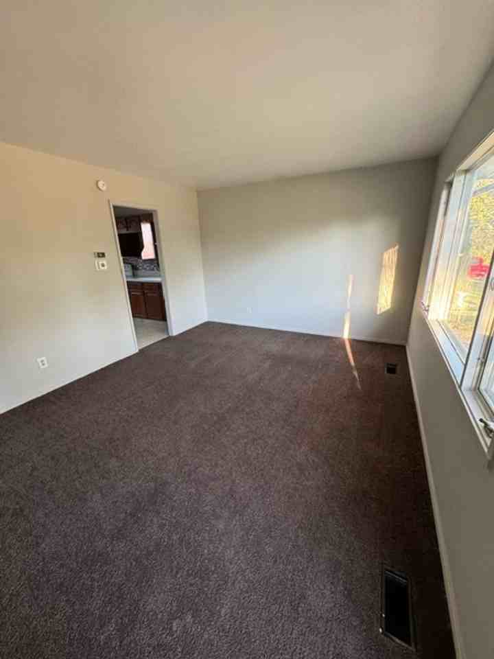 5125 Archwood Ln - Photo 2 of 9