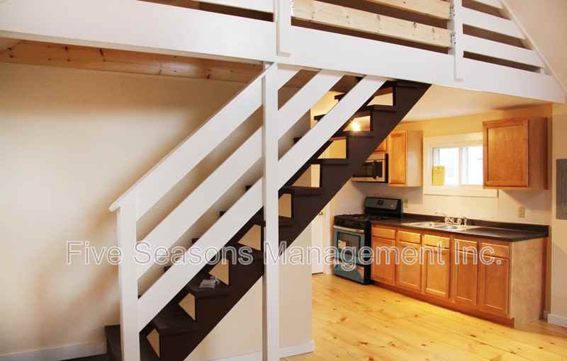 35 N Winooski Ave - Photo 5 of 11