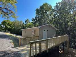 featured image of 718 Mount Vernon Rd