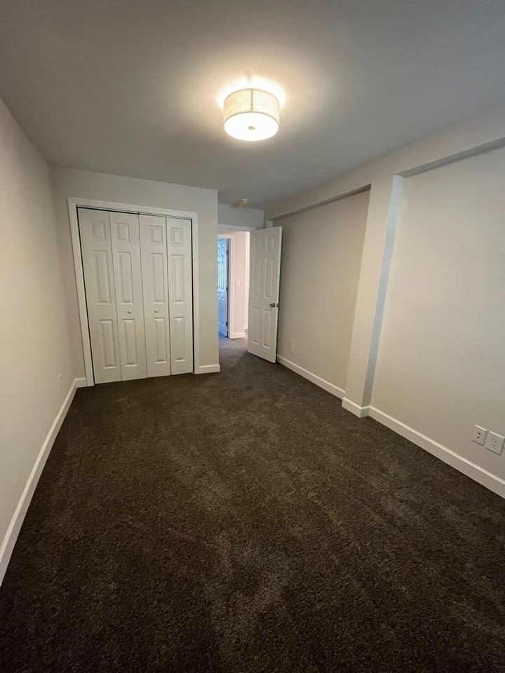 718 Mount Vernon Rd - Photo 5 of 10