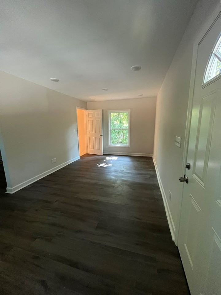 718 Mount Vernon Rd - Photo 6 of 10
