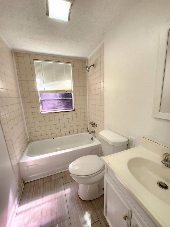 3017 Donley St - Photo 6 of 20