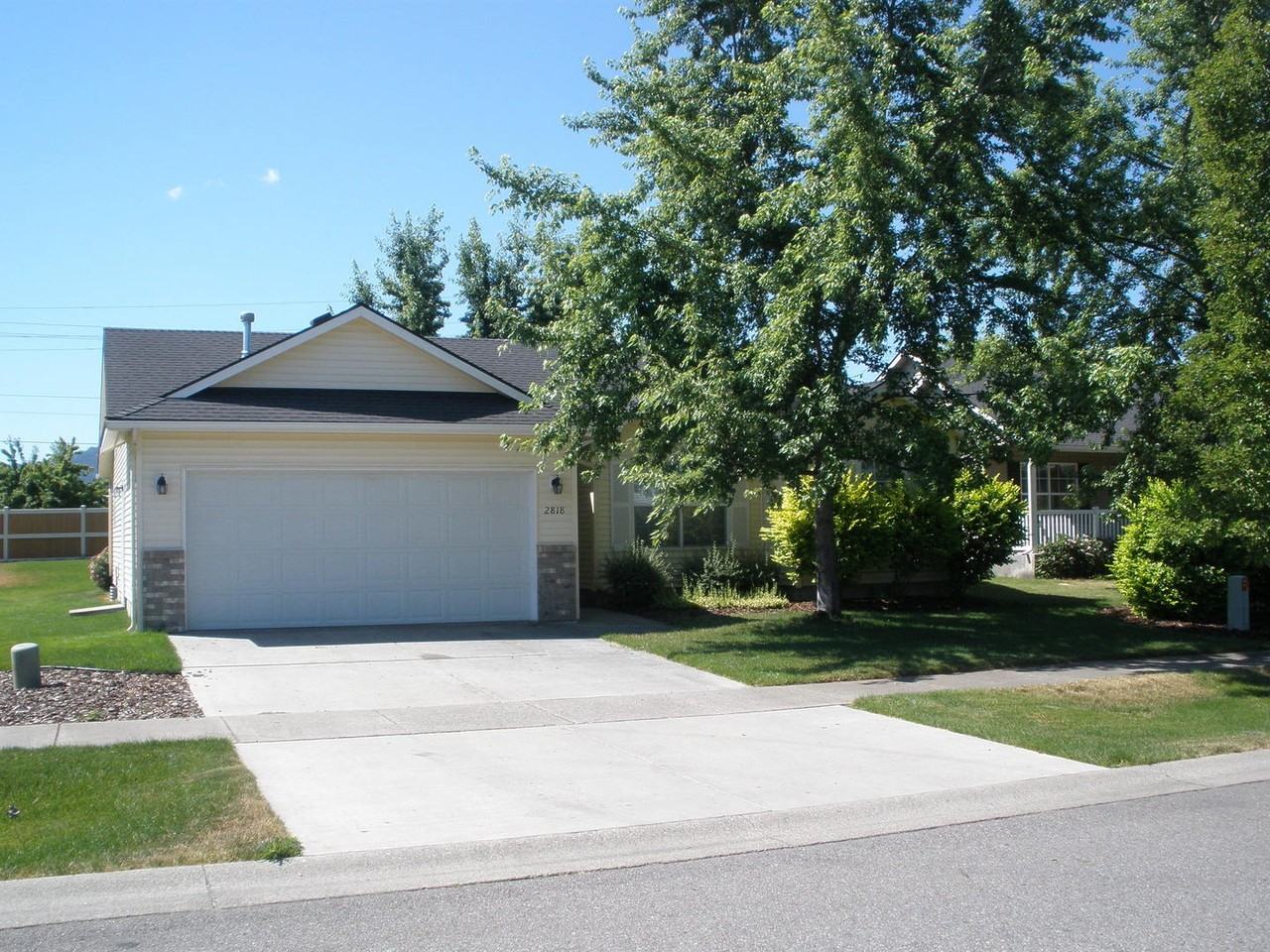 2818 N Alfalfa Loop - Photo 2 of 19