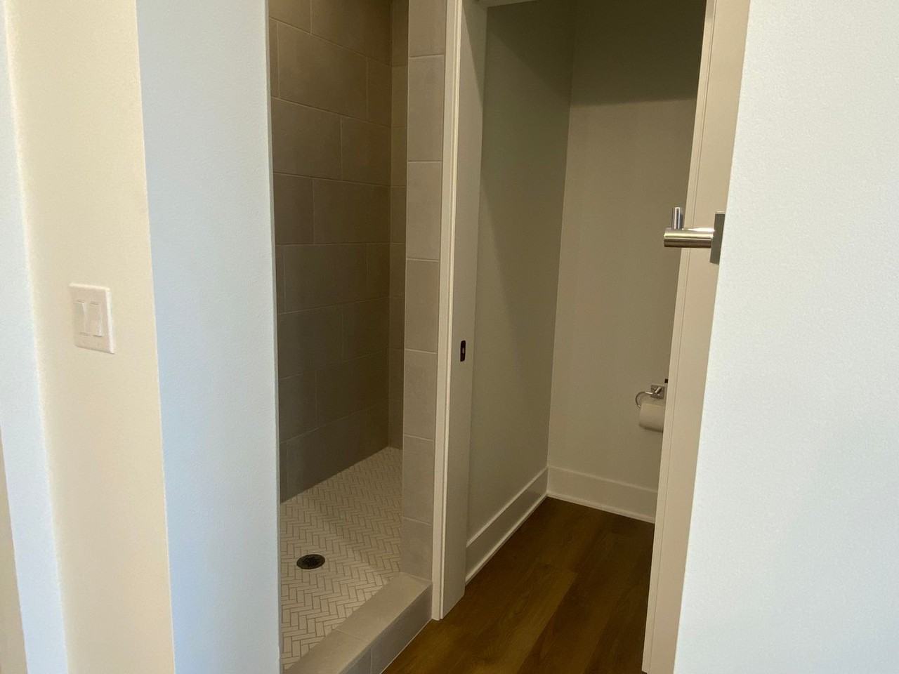214 E Bridge Rd - Photo 7 of 16