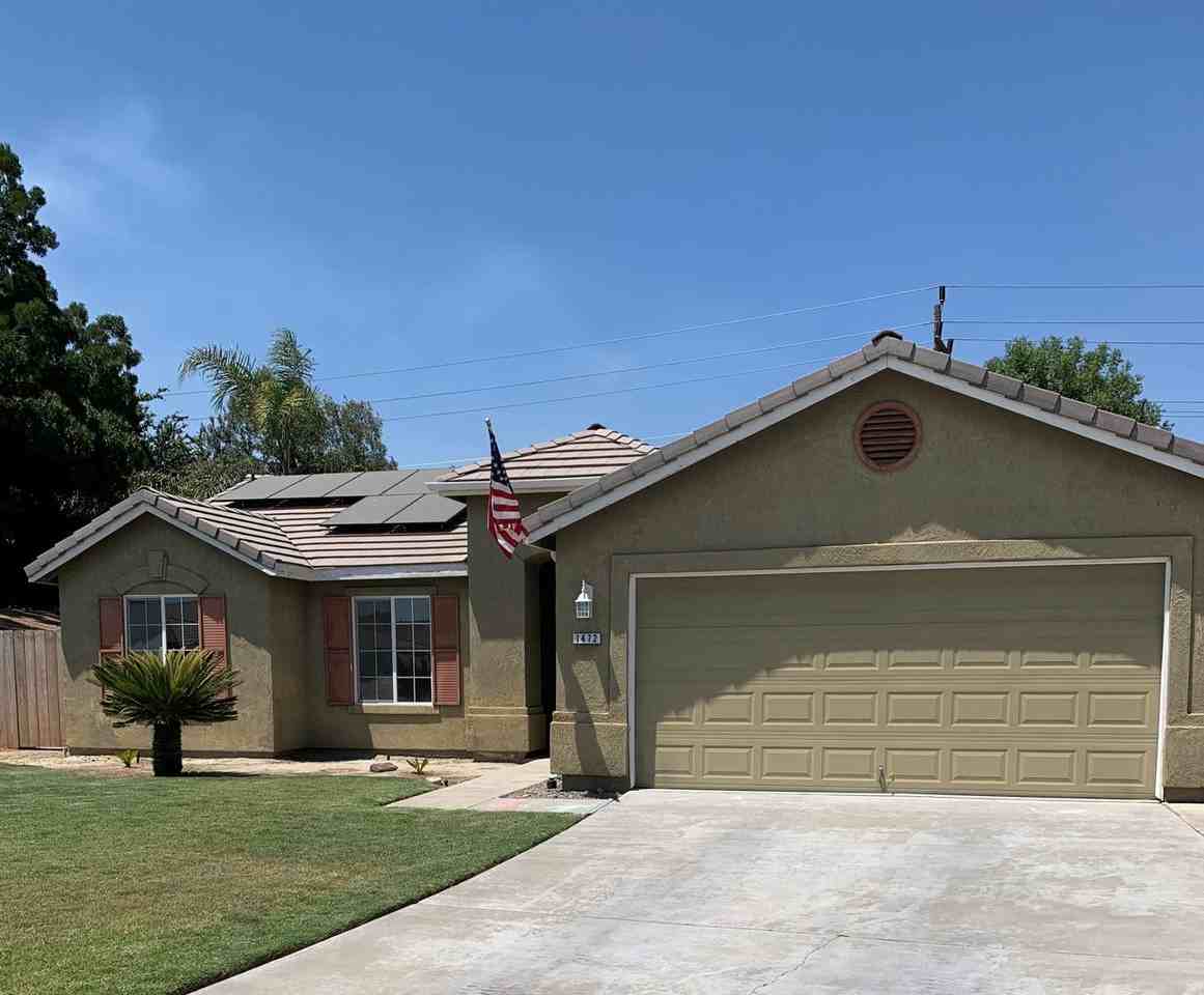 1472 Summerwind Dr - Photo 2 of 17