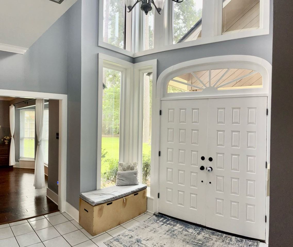 110 Bay Hills Dr - Photo 3 of 21