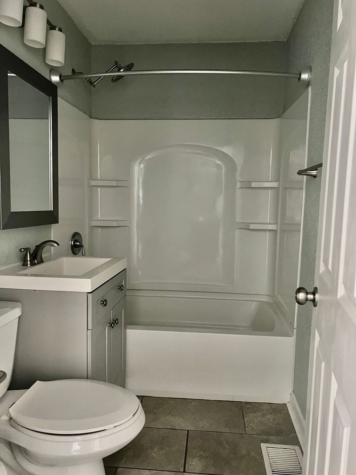 903 Anna Ave - Photo 3 of 11