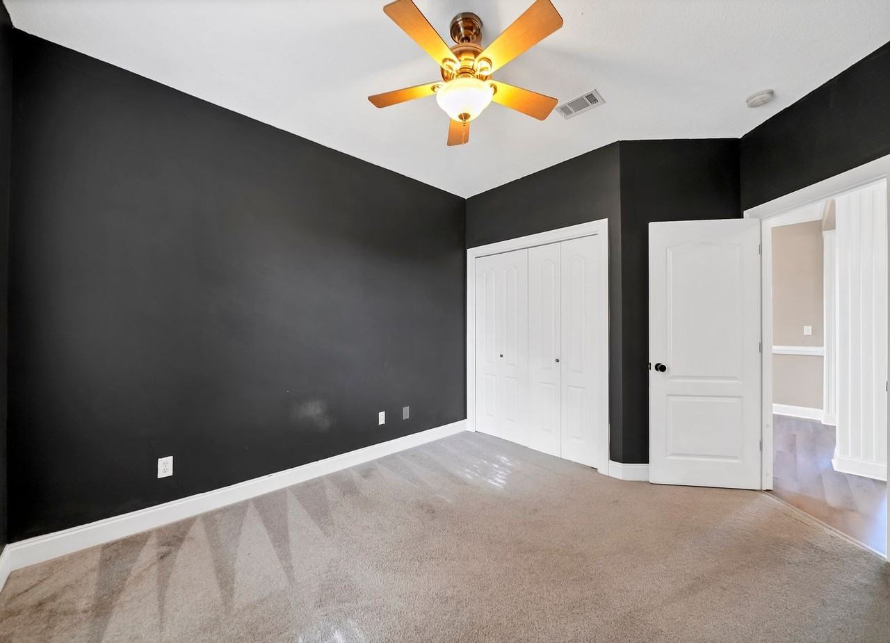 145 Alicia Dr - Photo 7 of 30