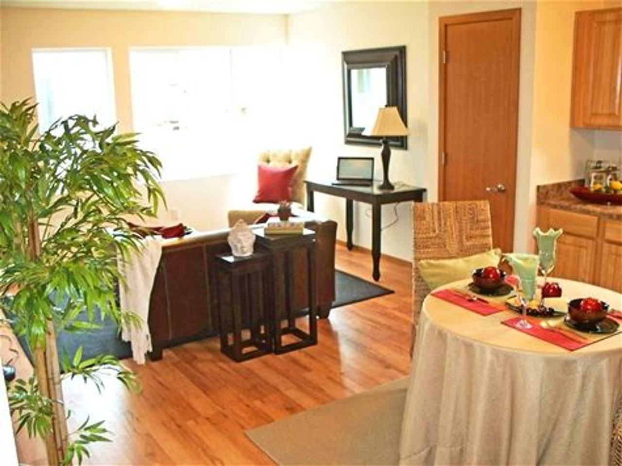 13505 Ambaum Complex - Photo 2 of 3