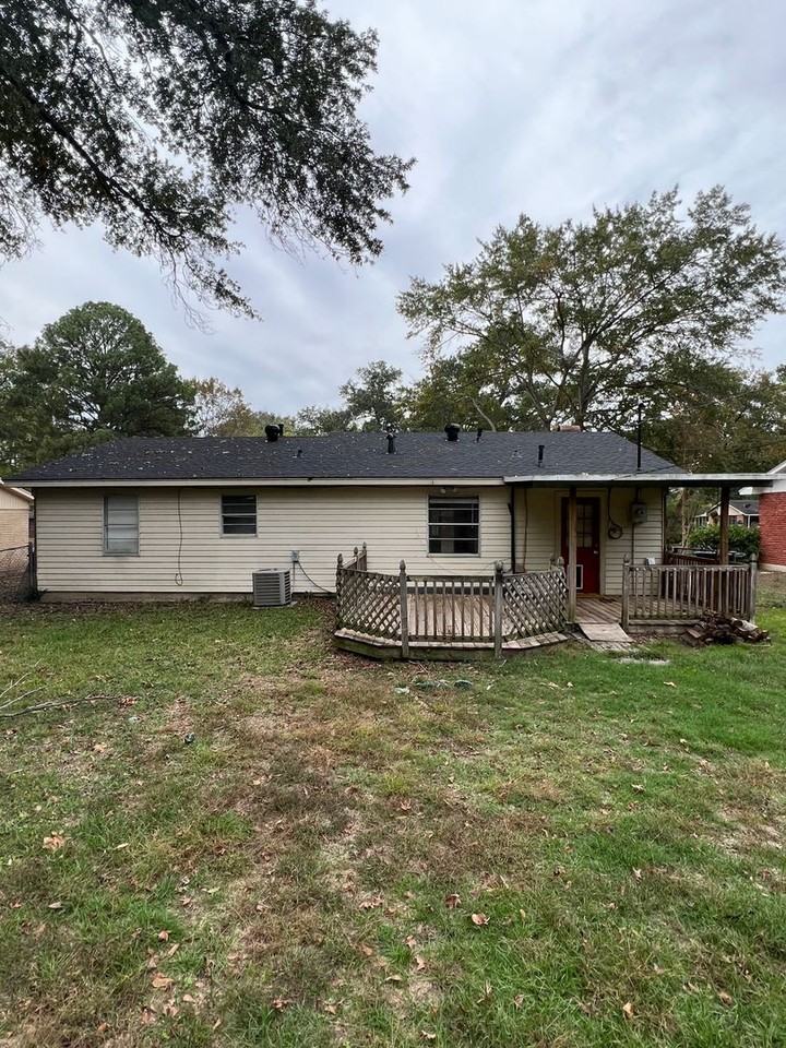 1132 Southland Park Dr - Photo 2 of 16