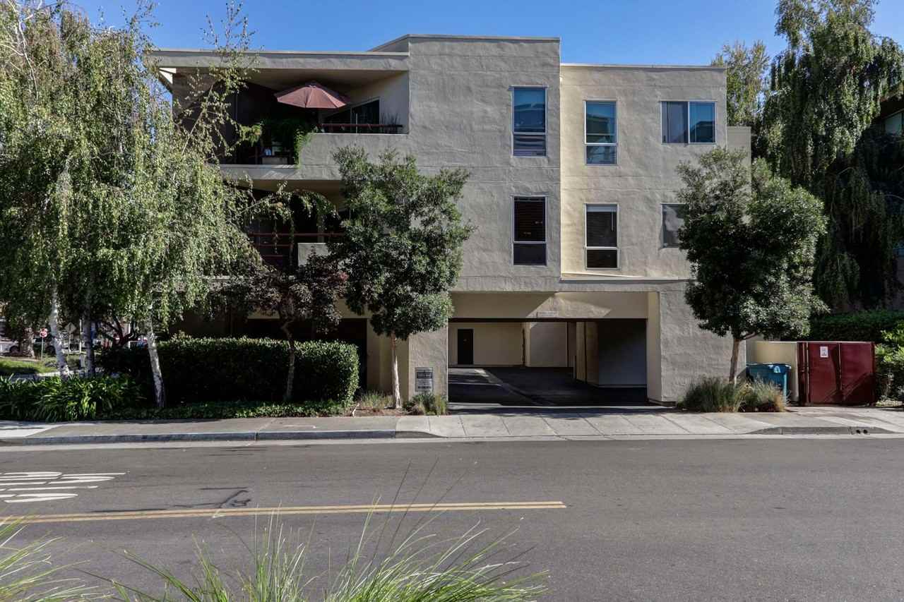 2504 Birch St - Photo 2 of 35