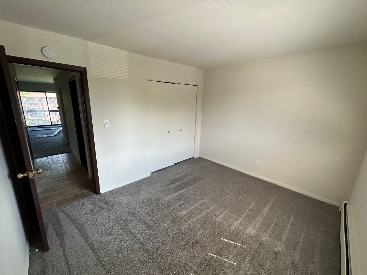 1545 Winslowe Dr - Photo 2 of 15