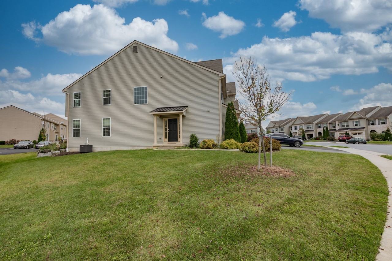 245 Snapdragon Way - Photo 4 of 45