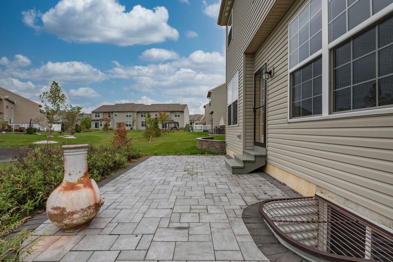 245 Snapdragon Way - Photo 7 of 45