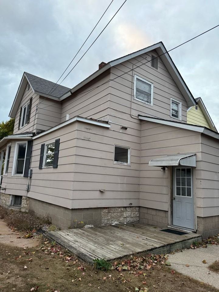 313/315 S 9th St - Photo 2 of 2