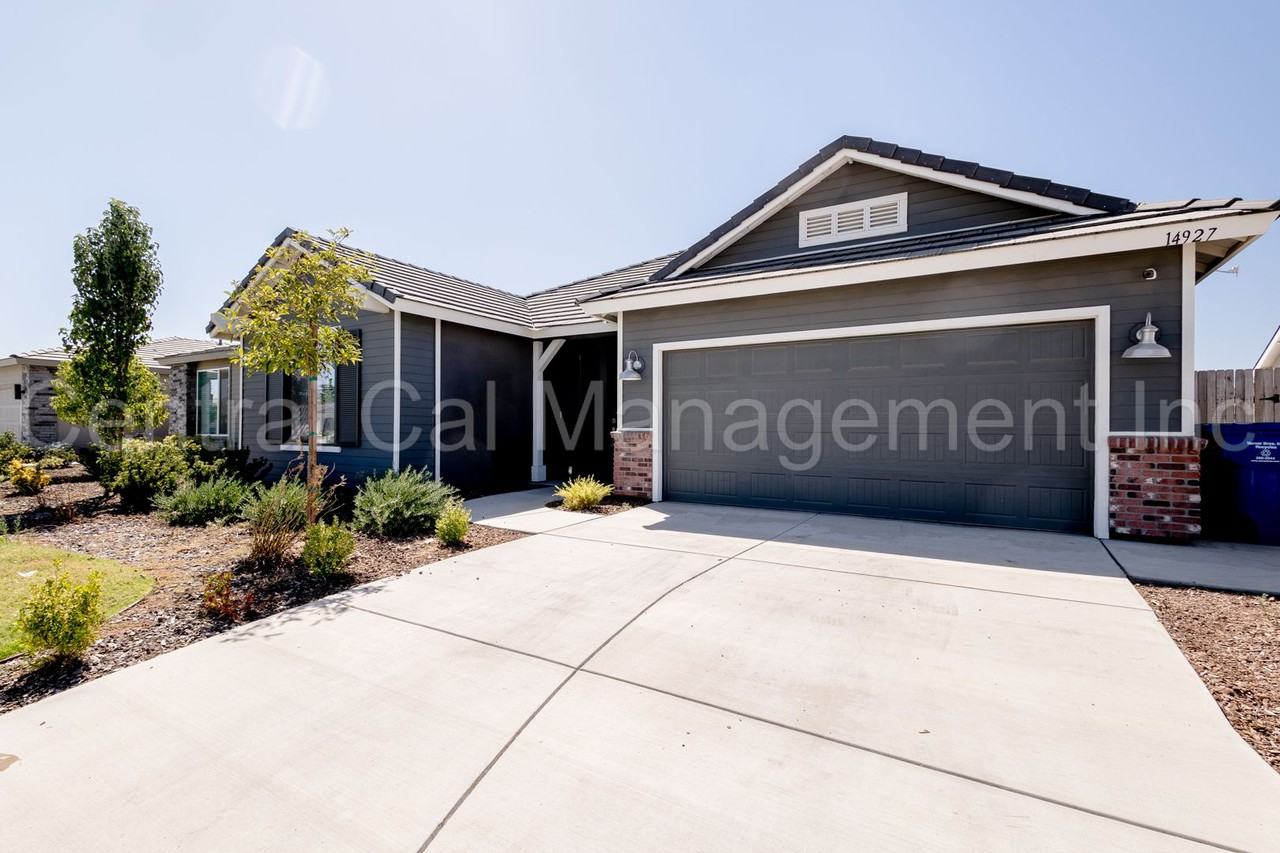 14927 Maryvale Ave - Photo 2 of 29