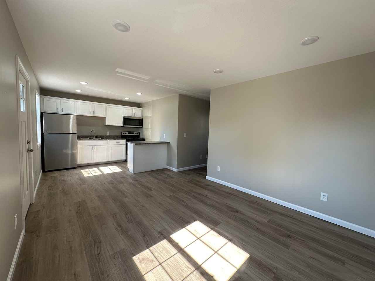 110 Evergreen Pl - Photo 6 of 6