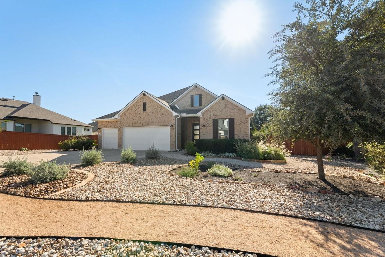 605 White Tail Cv - Photo 2 of 38