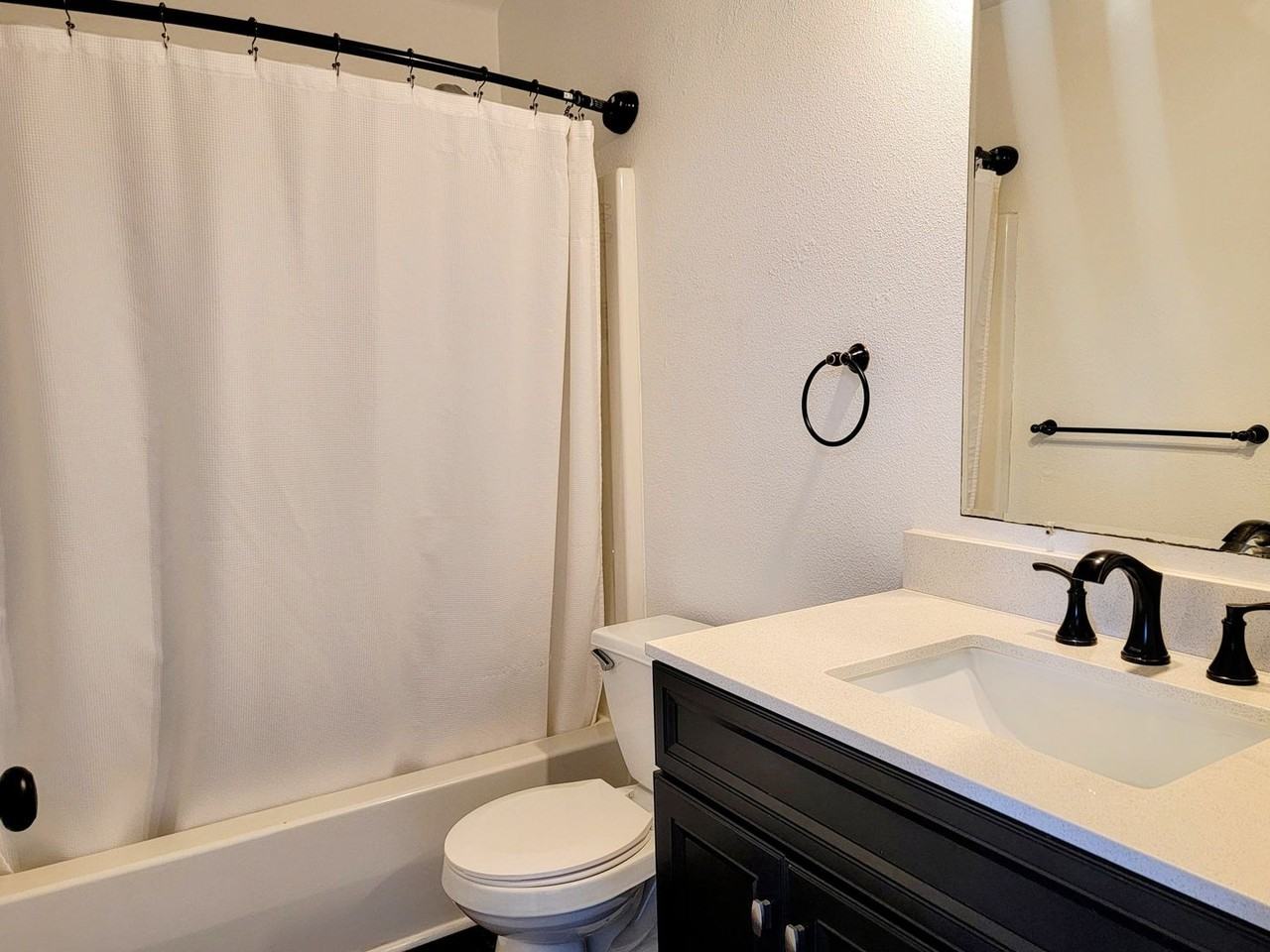 1141 Naval Ave - Photo 5 of 16