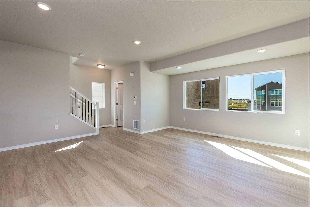 7723 Carabiner Vw - Photo 3 of 23