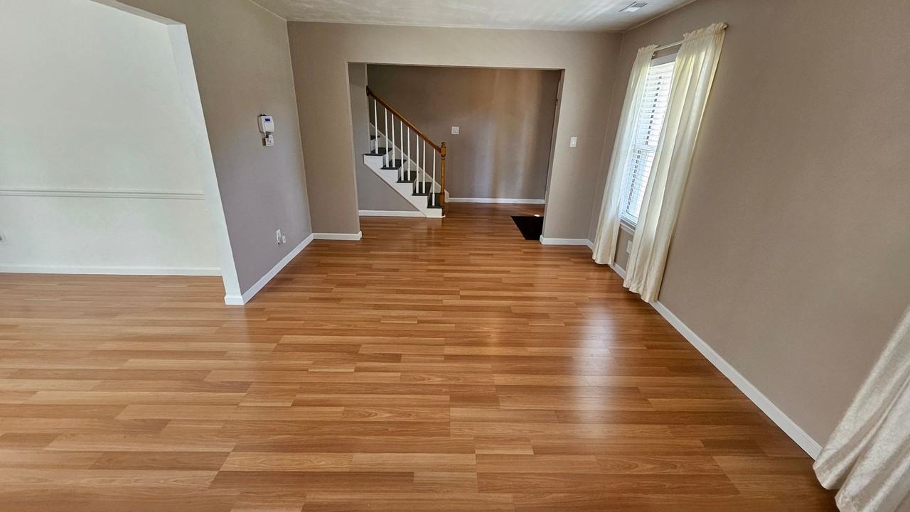 1605 Sinking Creek Dr - Photo 6 of 36