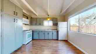 Gorris - Photo 1 of 1