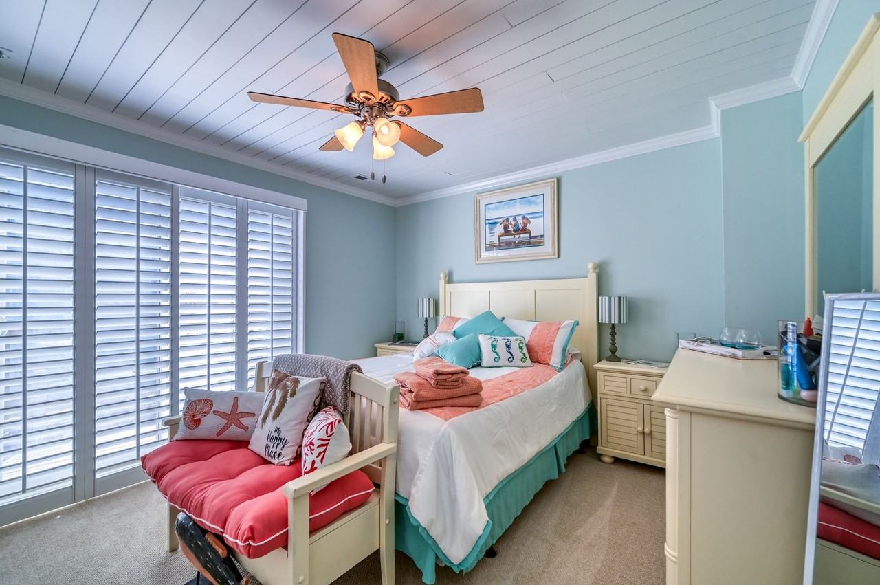 4 Bermuda Landing Place - Photo 4 of 22