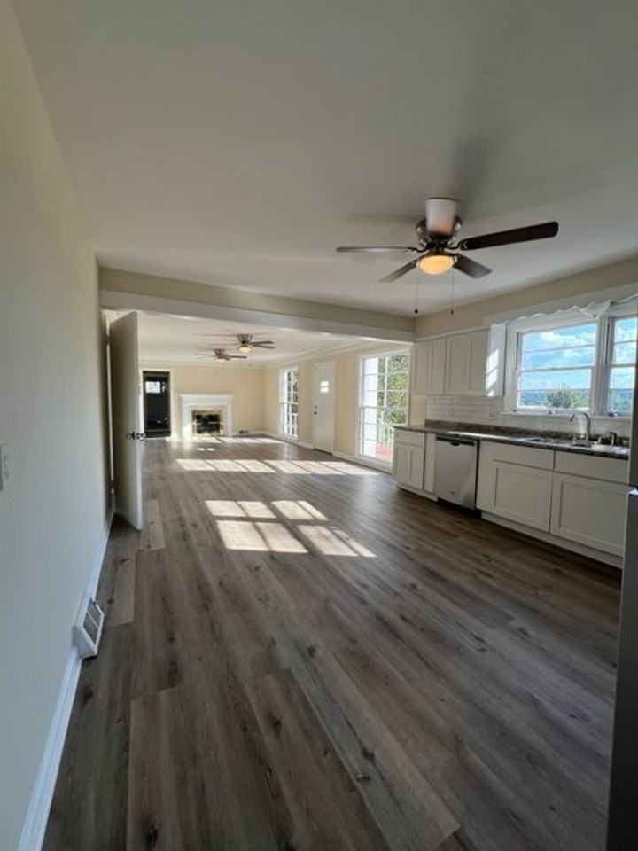 3616 S Railroad St - Photo 7 of 24