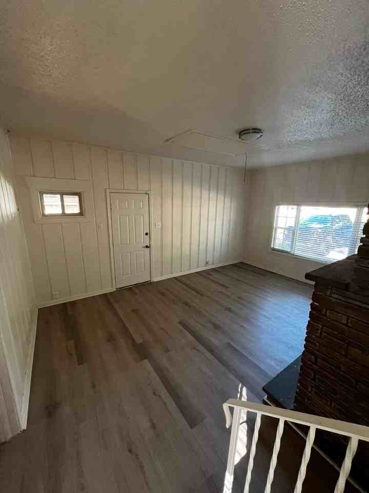 1011 N 49th St - Photo 6 of 13