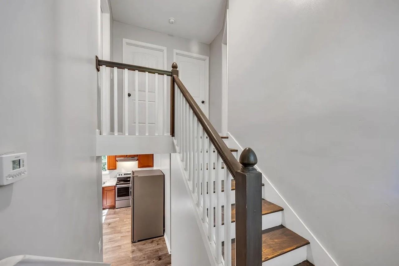 628 Sylvan Dr - Photo 4 of 20