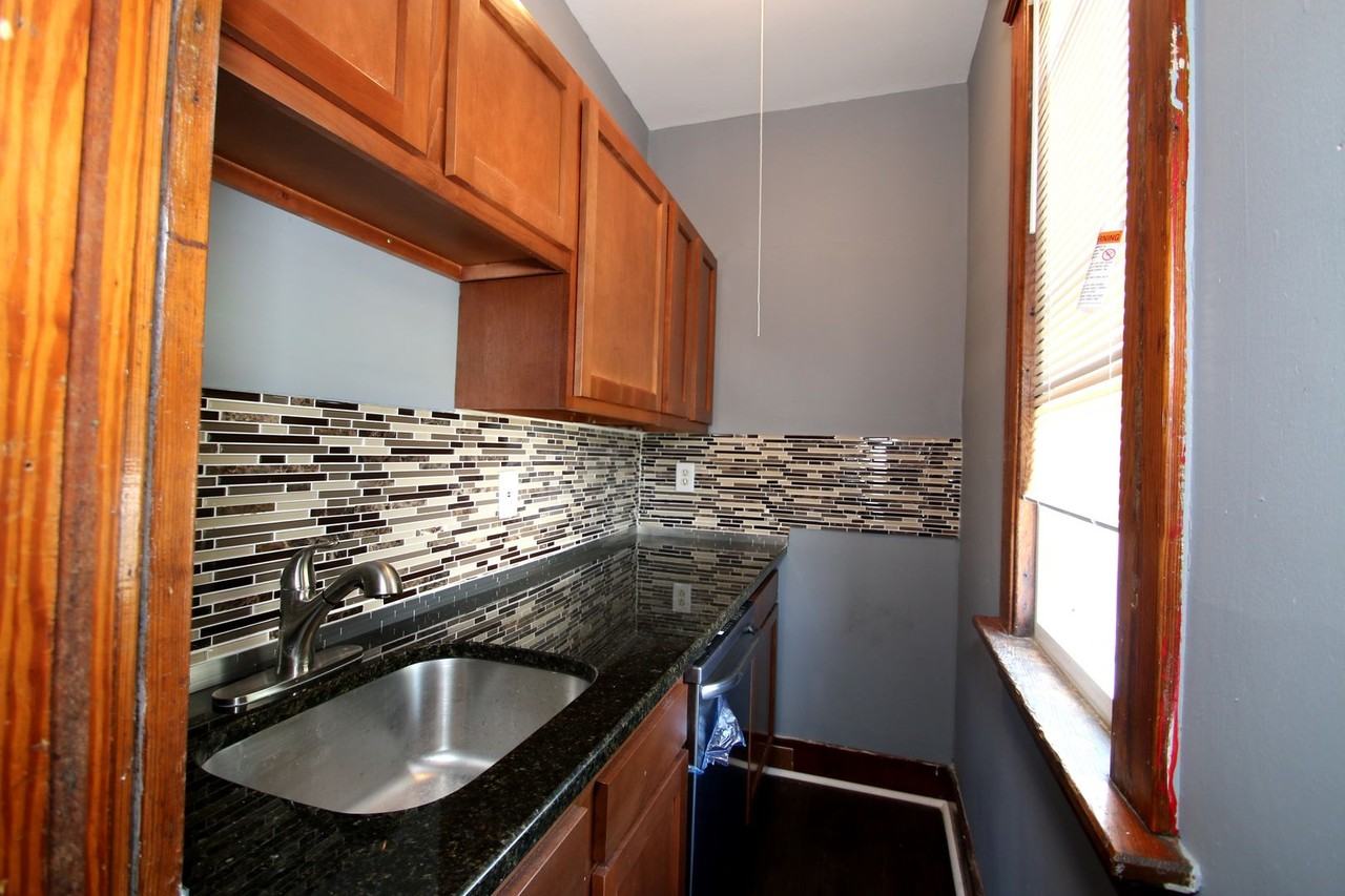 192 Chatham St - Photo 6 of 25