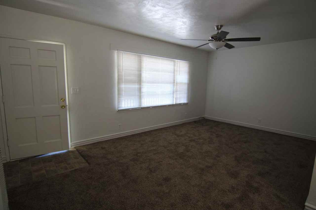 R7145S - Photo 2 of 12