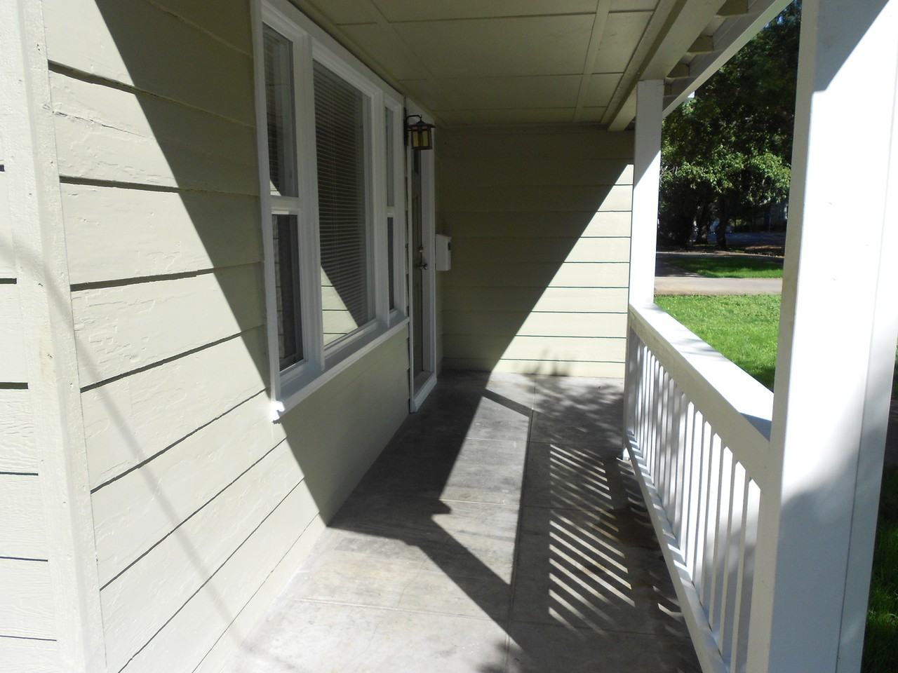 House, Cottage - Photo 3 of 14