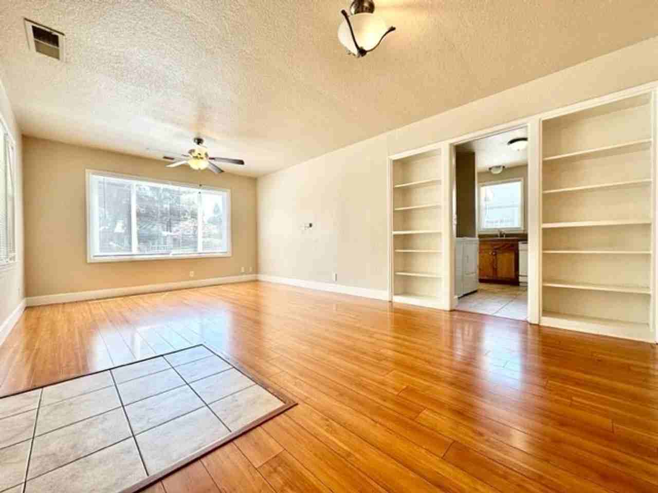 House, Cottage - Photo 6 of 14