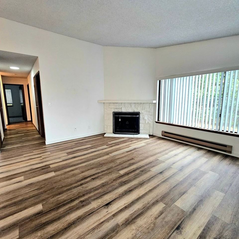 26420 Pennsylvania Ave Ne #64 - Photo 5 of 16