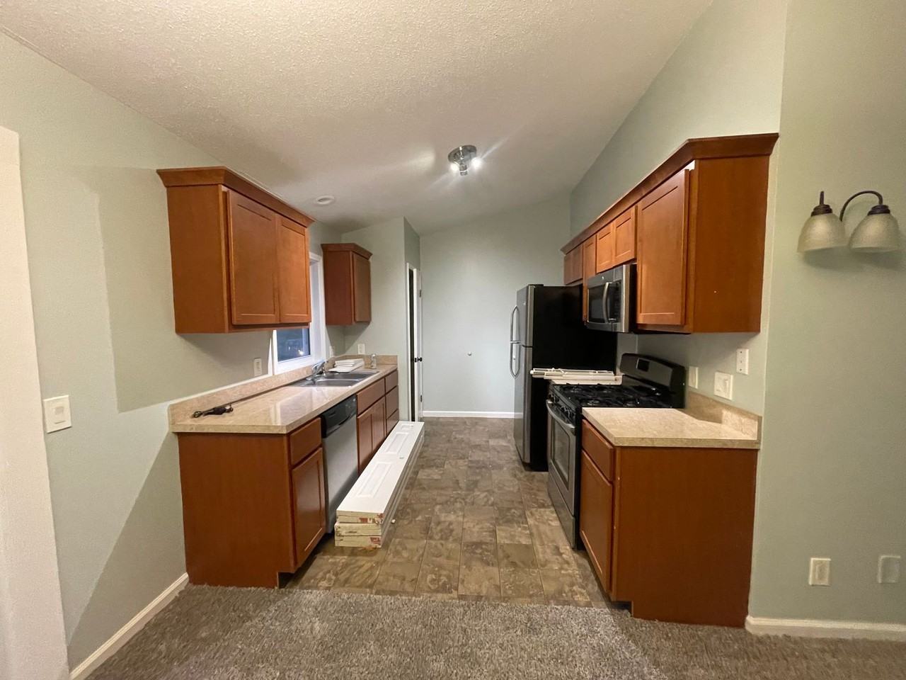 6770-6772 Pleasantview - Photo 3 of 25