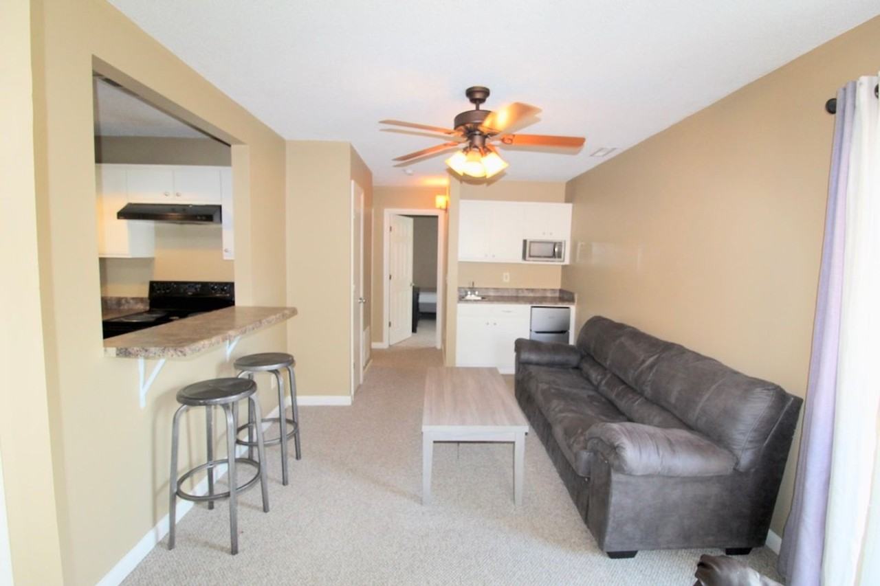 1338 Bradley Dr - Photo 5 of 23