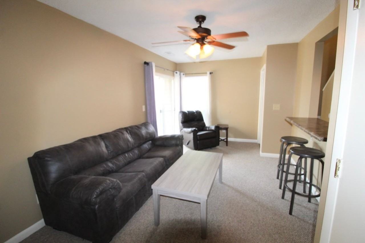 1338 Bradley Dr - Photo 7 of 23