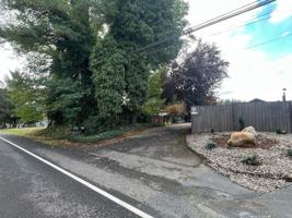 featured image of 8031 Se Orient Dr