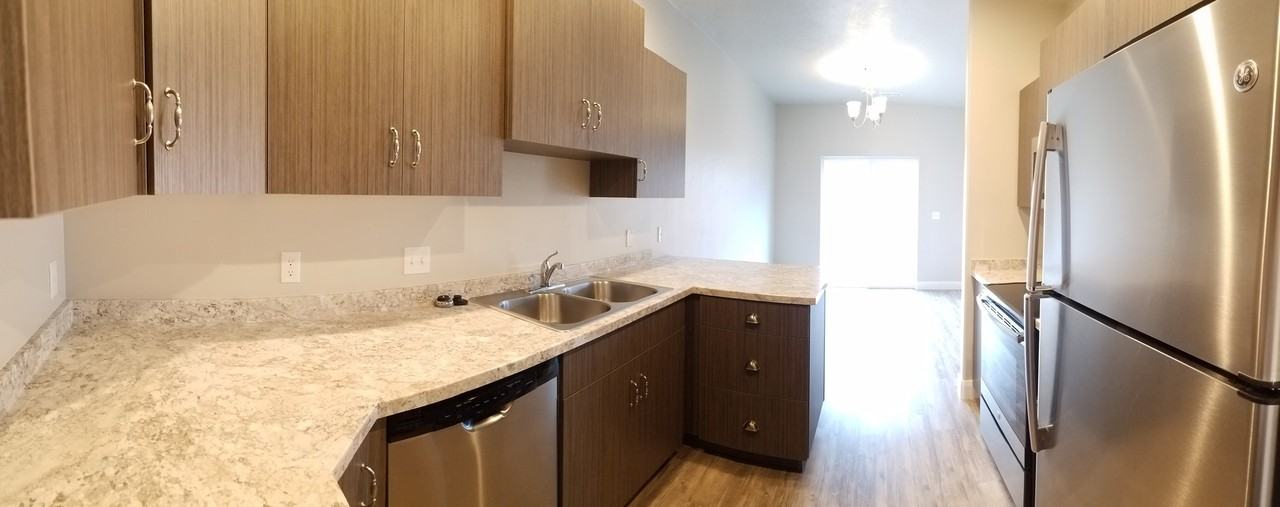 430 N 400 W - Photo 6 of 17