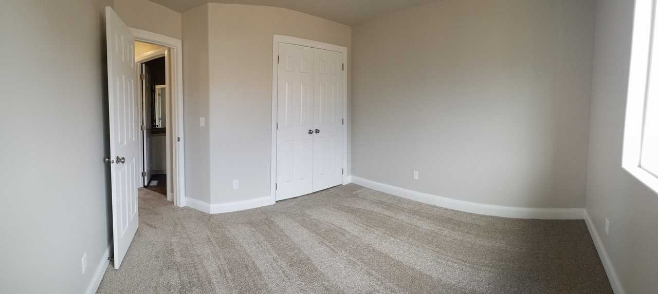 430 N 400 W - Photo 7 of 17