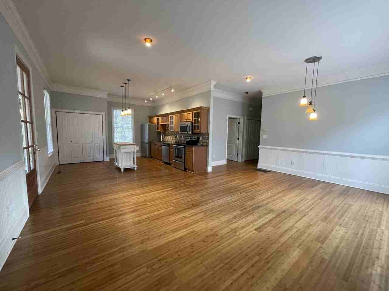 776 Barber St - Photo 2 of 15