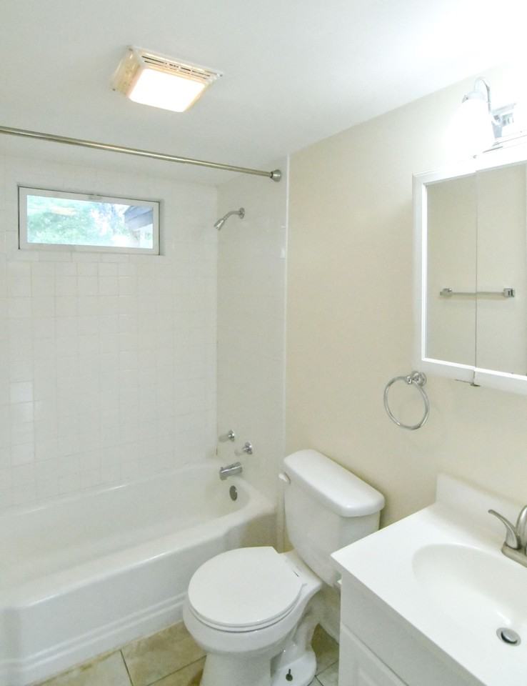 817 Rougemont Ave - Photo 6 of 9