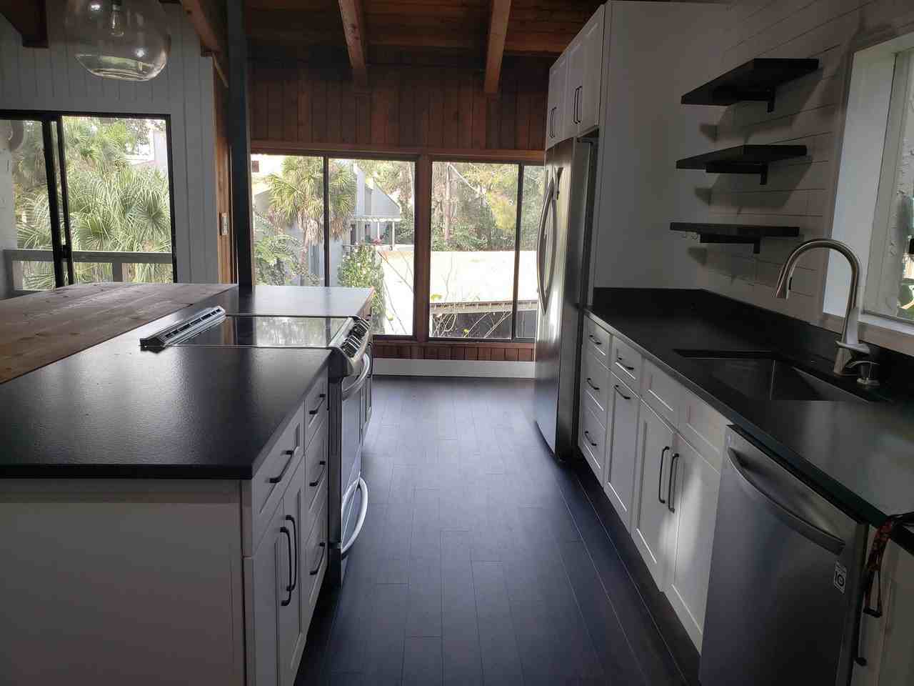 205 Fairway Drive - Photo 3 of 34