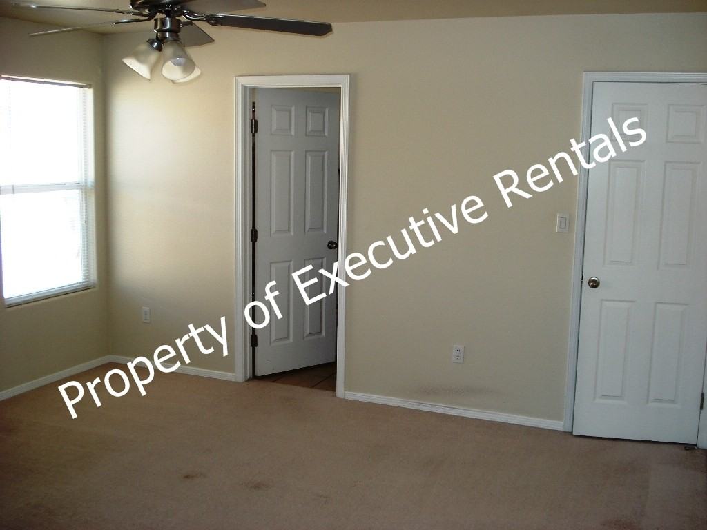 3974 Sombra Morada Rd - Photo 6 of 11