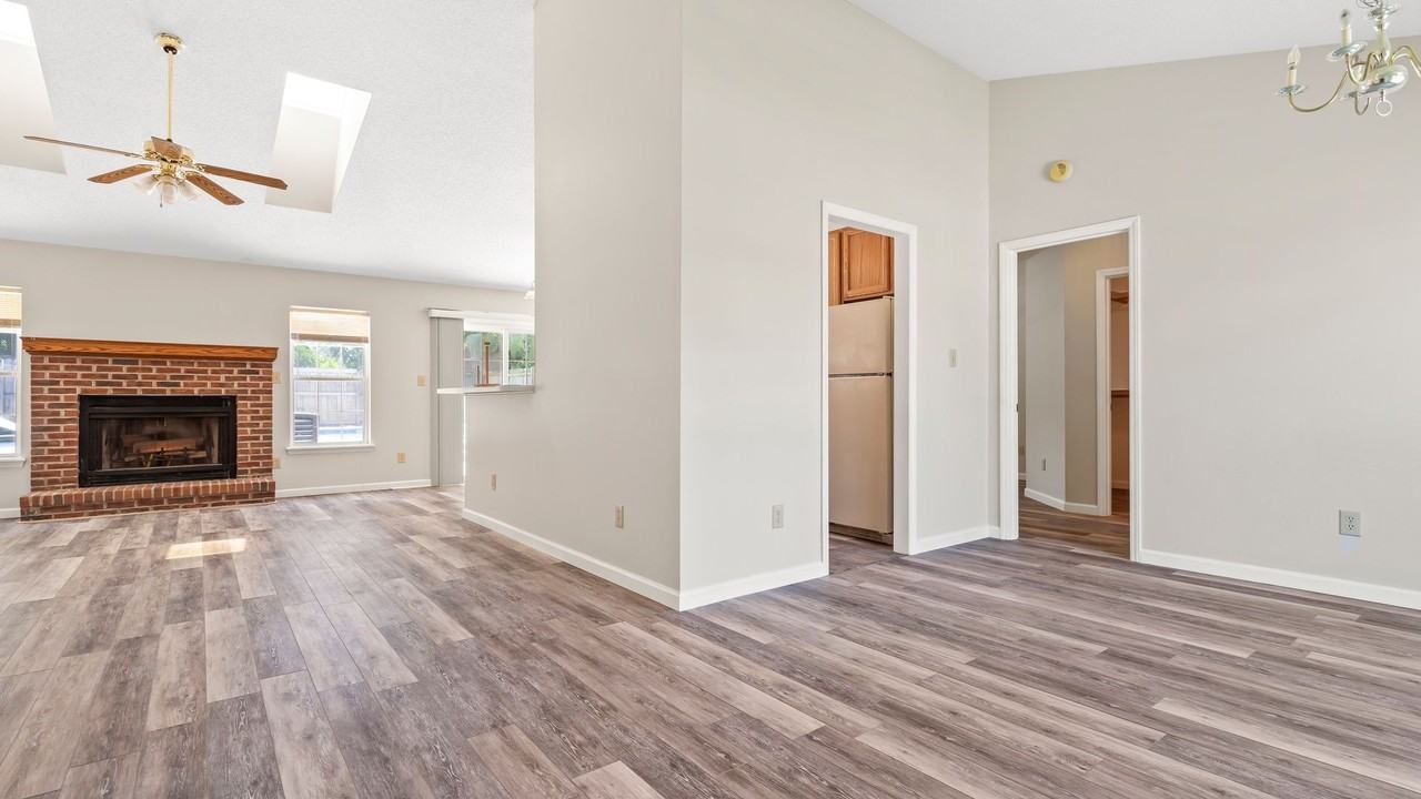 220 Audubon Dr - Photo 6 of 26