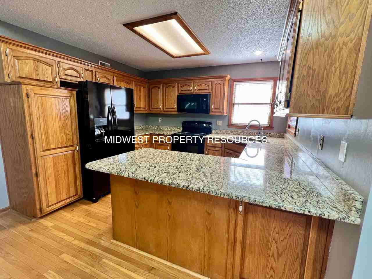 2213 Se 5th Ter - Photo 3 of 20