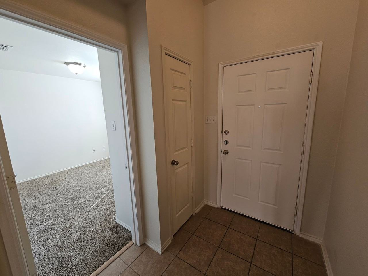 17406 Energy Ln - Photo 3 of 50