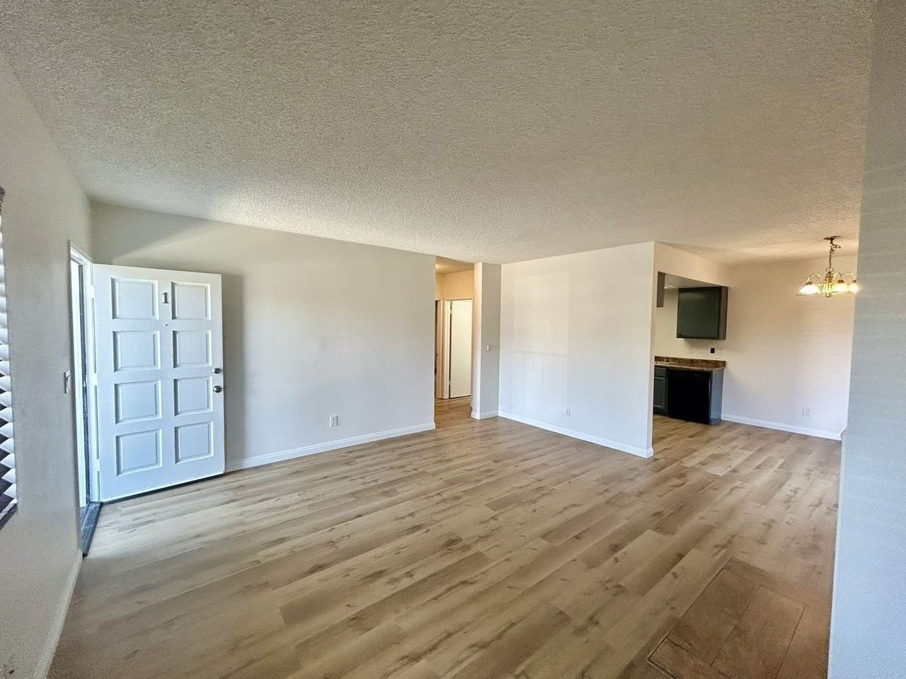 1340 255th St #1 - Photo 4 of 13