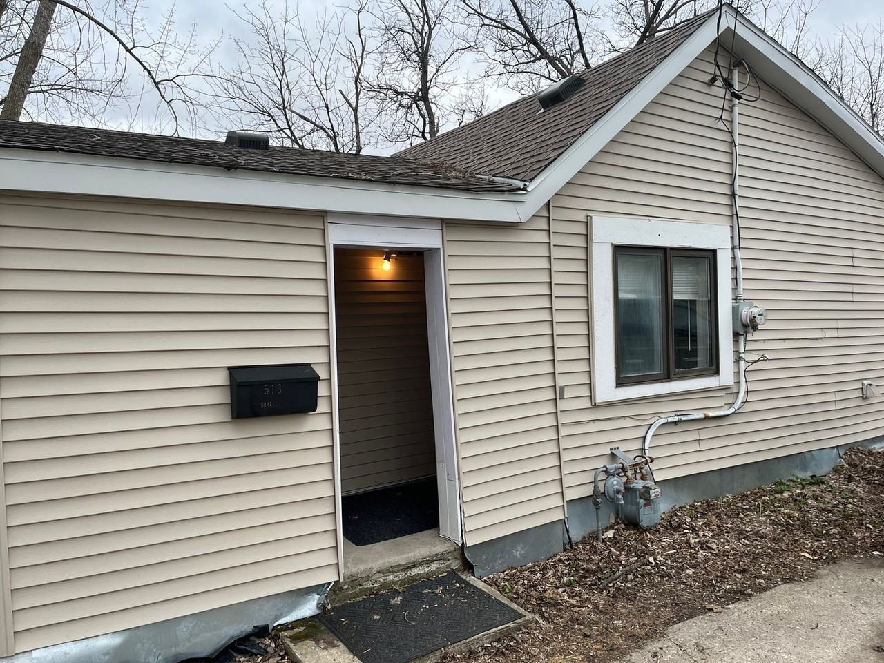 513 Fir Ave Nw - Photo 2 of 16